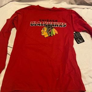 size M Chicago Blackhawks long sleeve